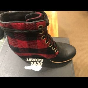 Sorel PDX Wedge Boots